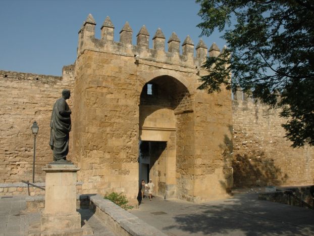 Puerta de Almodóvar